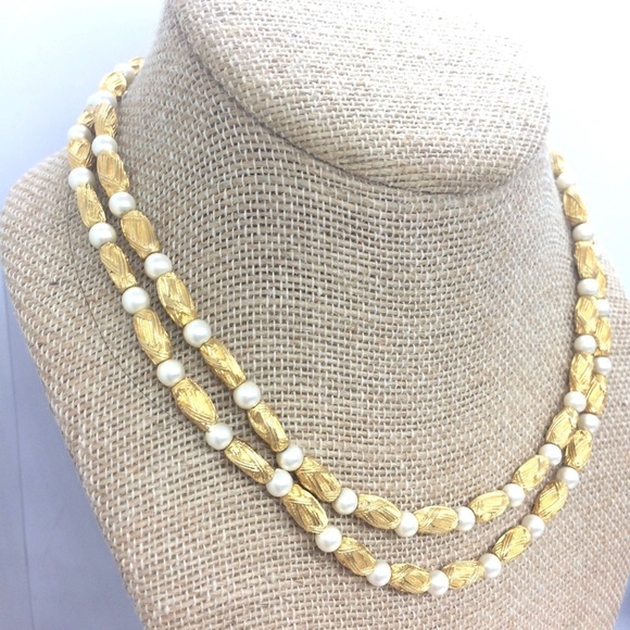 VINTAGE MID CENTURY MODERN MCM NECKLACE BRUSHED GOLD TONE PEARL DOUBLE STRAND - Picture 3 of 16